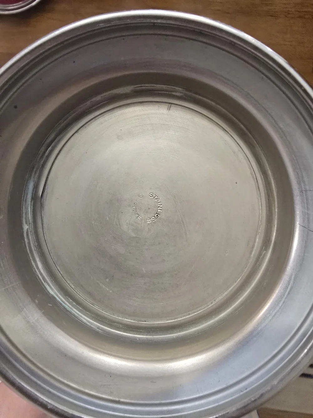 VTG Art Deco Chrome Red Bakelite Catalin Cocktail Shaker 6 Cups & Garnish Bowl